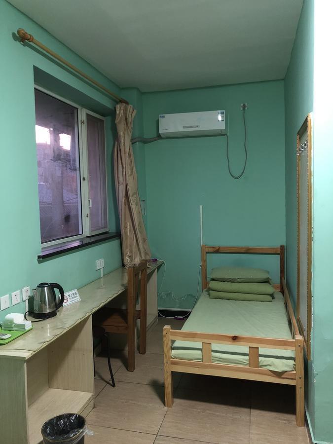 Leo Tian An Men Hostel Peking Exteriör bild